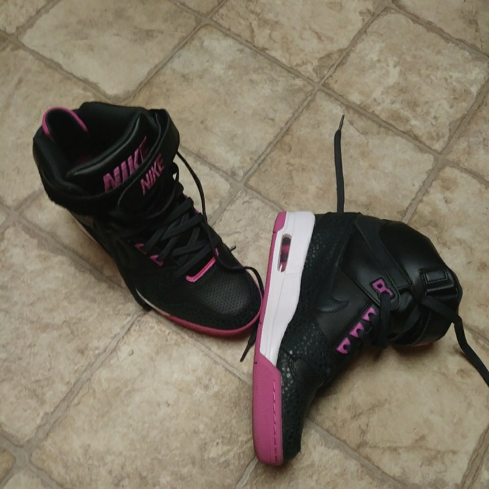 Nike Air Revolution Sky Hi sz9